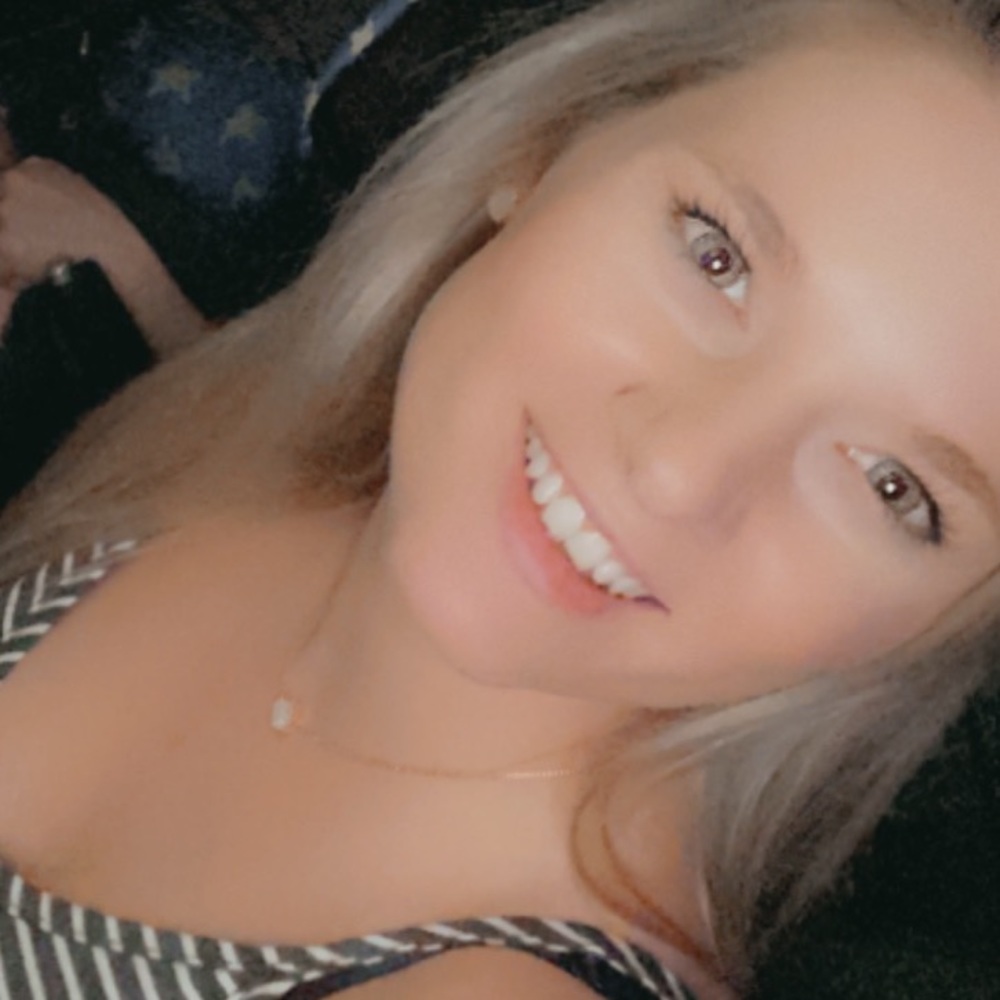 Meet your Posher, Brittany